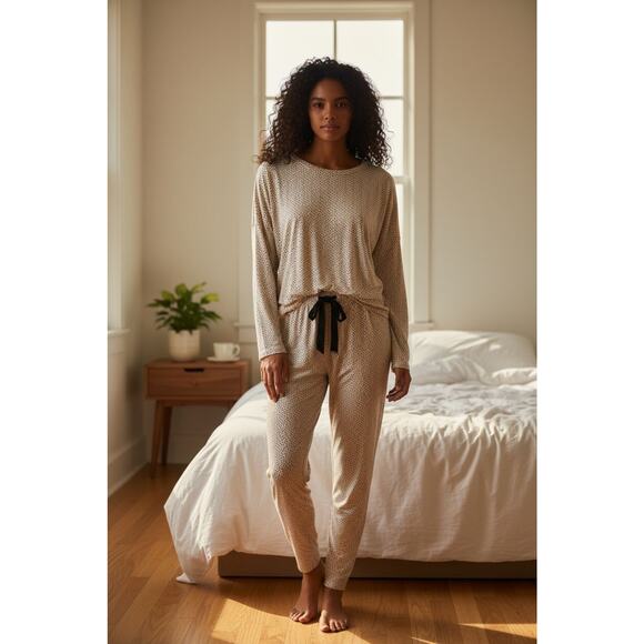 Eberjey Small Gisele Slouchy Pajama Set Polka Dot Beige & BLACK NWOT - Picture 1 of 11